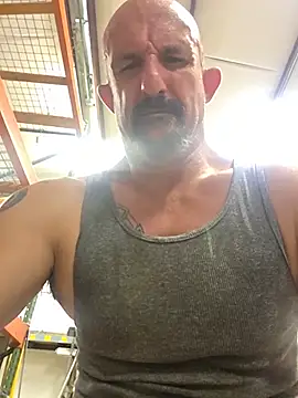 Scooterrooterofficial live sex cam