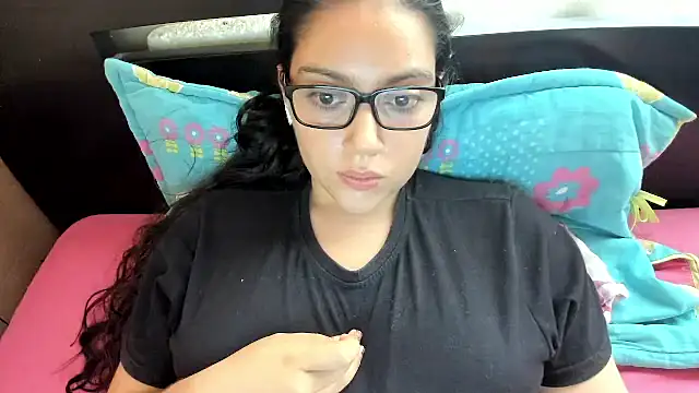 roniewester live cam on StripChat