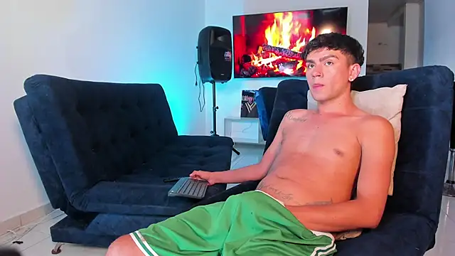 Steven_baby69 live cam on StripChat