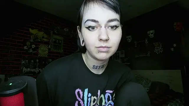 MessalinaOfficial live cam on StripChat