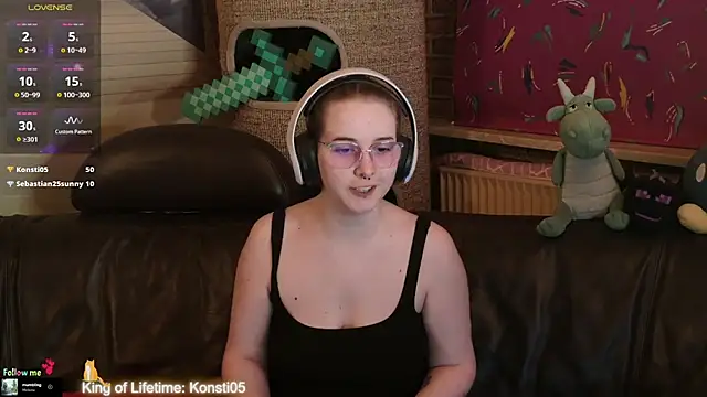 GamerGirl_Eve live cam on StripChat