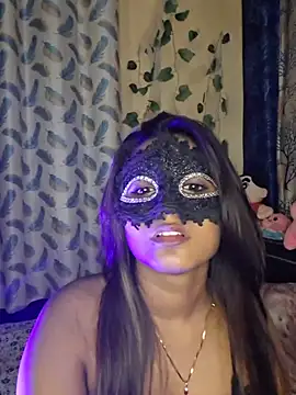 Kiara_97 live cam on StripChat