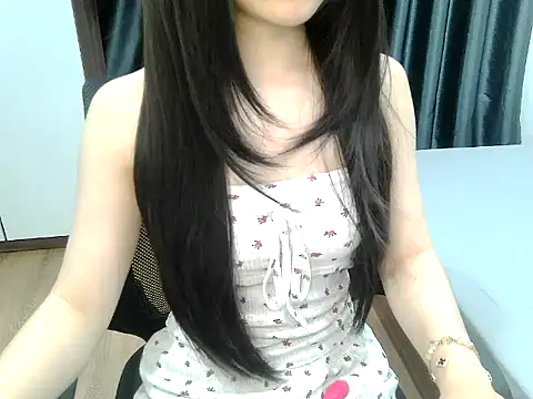 _hihihahaa_ live cam on StripChat