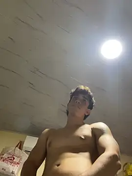 valdren_vylord live cam on StripChat