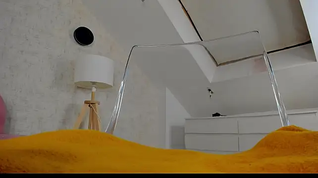 miaamorx live cam on StripChat