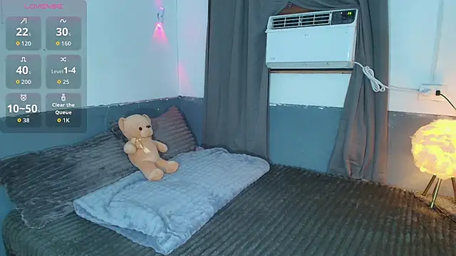 UrfuckingNathalie69x live cam on StripChat
