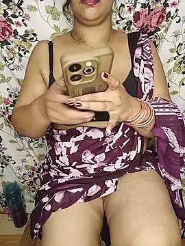 Love_me_7 live cam on StripChat
