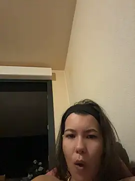 shayyy01 live cam on StripChat