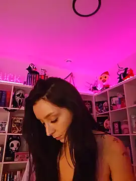 LilyOrion live cam on StripChat