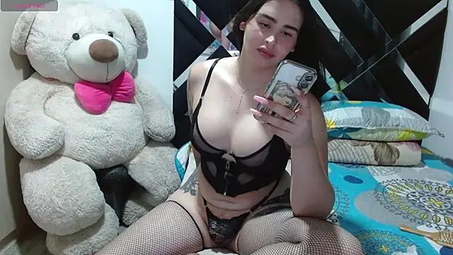 SarithaBunny live cam on StripChat