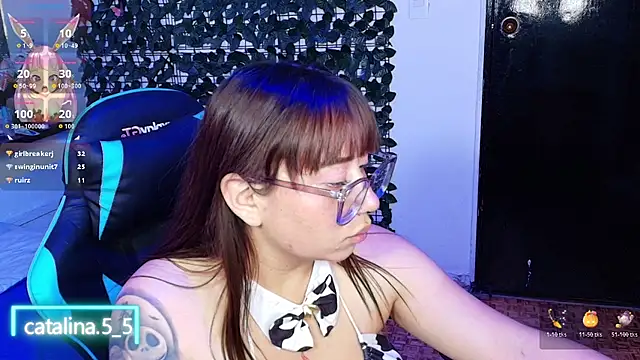 Kata_Bigboobs live cam on StripChat