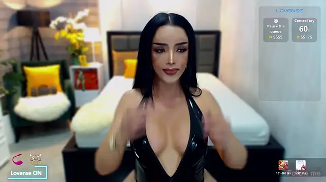 ThaliaSexGoddes live cam on StripChat