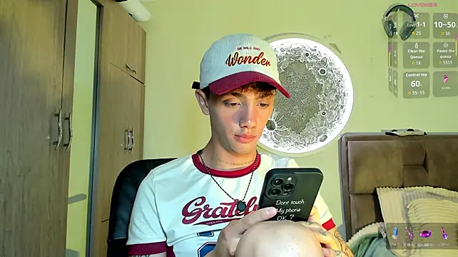 Timothy_ros live cam on StripChat
