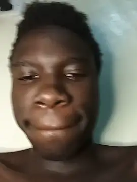sweetonyango live cam on StripChat