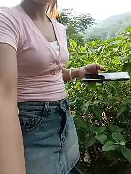 Thobaby112 live cam on StripChat