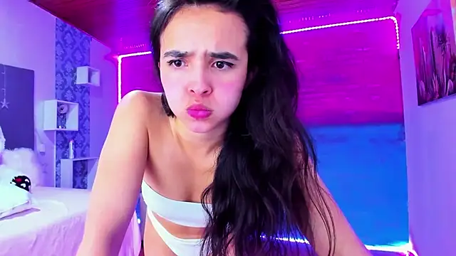 salfetkaa live cam on StripChat
