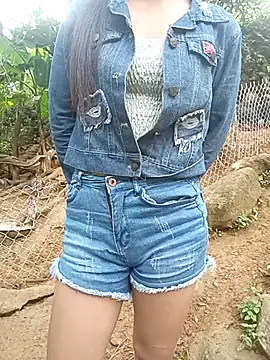 Linkk-2k live cam on StripChat