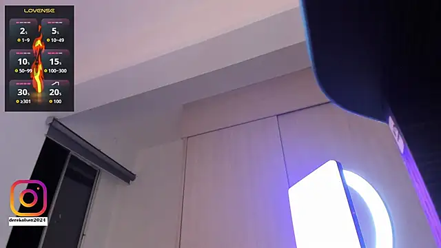 DerekOlsen live cam on StripChat