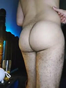 Gasc_1992 live cam on StripChat