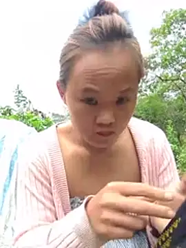 Hanhphuc_x live cam on StripChat
