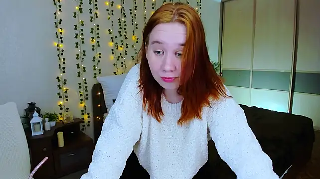 MooonlightSky live cam on StripChat