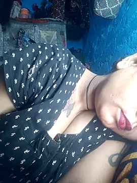 Delhi_Patola live cam on StripChat