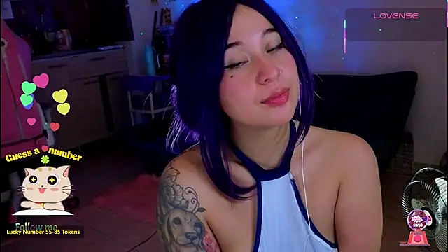 Celeste_Bauman live cam on StripChat