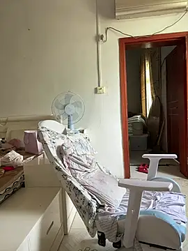hannzn live cam on StripChat