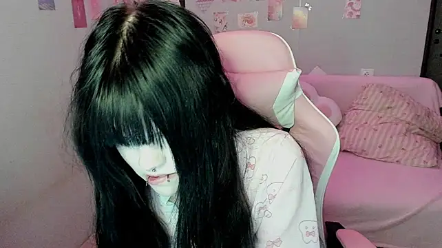 VelvetAlice live cam on StripChat