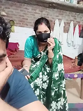 Indiansexycouple2 live cam on StripChat