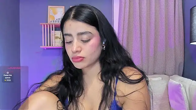 Eyes_Duque live cam on StripChat