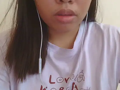 ChubbyButty live cam on StripChat