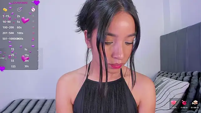 lillielover16 live cam on StripChat
