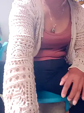 Coke2002 live cam on StripChat