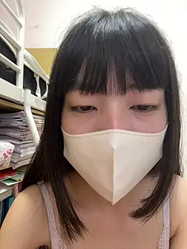 macaron_dayon live cam on StripChat