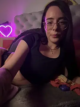 -Viktoria live cam on StripChat