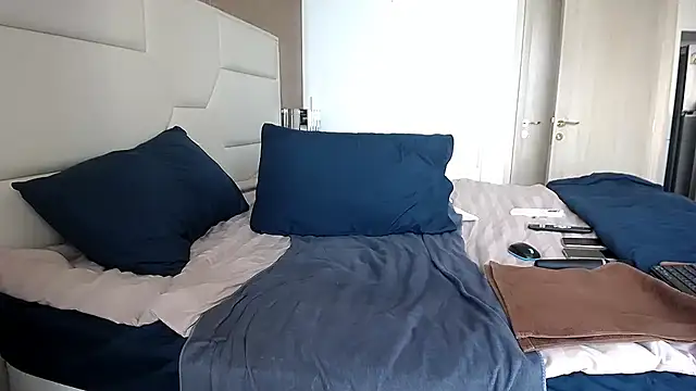 sex2 live cam on StripChat