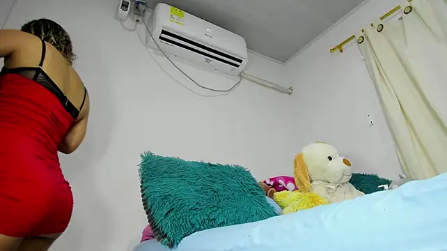 vennuss19 live cam on StripChat