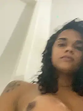 Caboclacurly live cam on StripChat
