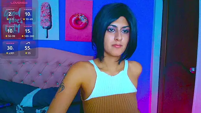Sophie_Mcgreen live cam on StripChat