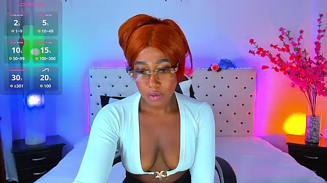 Cristal_Bennet live cam on StripChat