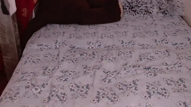 DebraMilf live sex cam