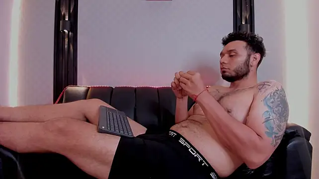 Dorian_Blake_ live cam on StripChat