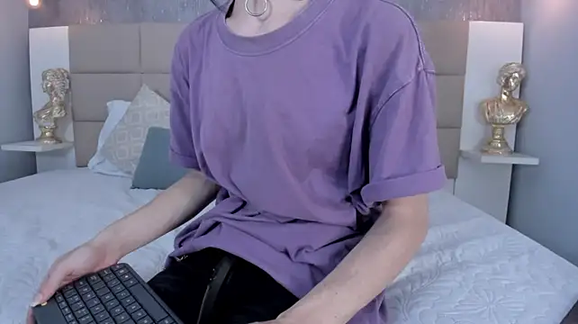 Hecatee_77 live sex cam