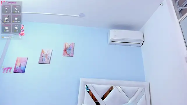 Maray_Lous live cam on StripChat