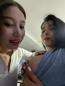 roouse live cam on StripChat