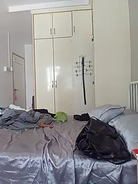 estradiolist live cam on StripChat