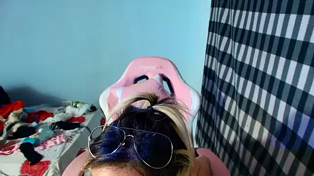 barbara_anal_squirt_ live cam on StripChat