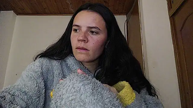 Shanel_Lozano live cam on StripChat