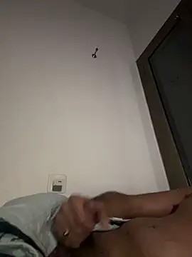 SuperMan-1993 live cam on StripChat